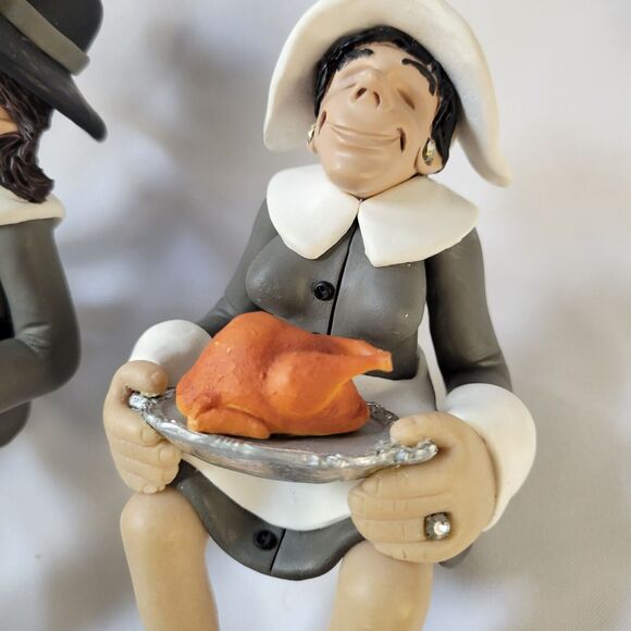 Set 2 D Manning Thanksgiving Shelf Sitter Pilgrims Man Woman Rifle Clay Figures - Picture 6 of 14